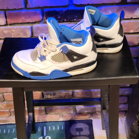 Nike Air Jordan 4 Retro Motorsport Sneakers - Picture 1 of 3